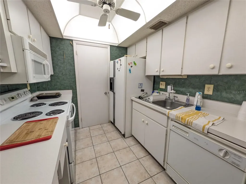 6114 43rd Street W Bradenton FL 34210