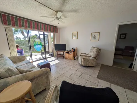 6114 43rd Street W Bradenton FL 34210
