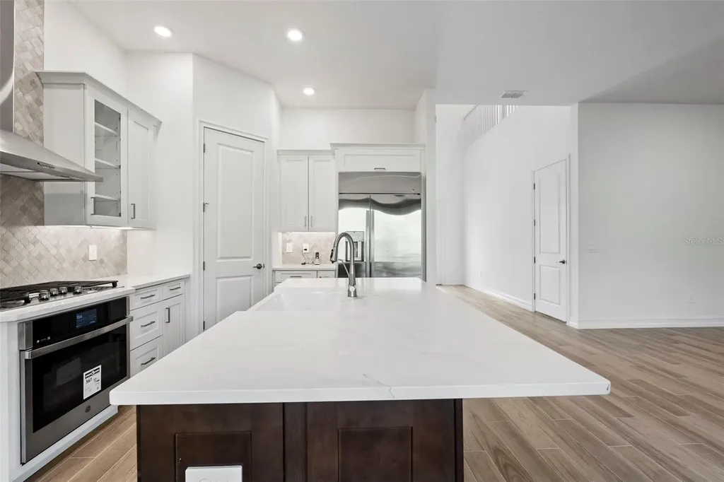 1109 Seagrape Drive Ruskin FL 33570