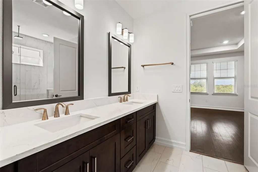 1109 Seagrape Drive Ruskin FL 33570