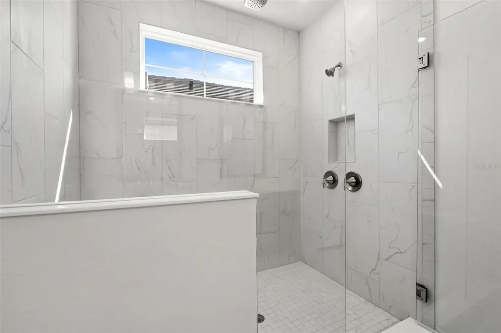 1109 Seagrape Drive Ruskin FL 33570