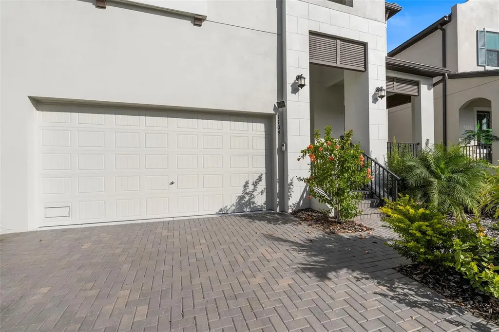 1109 Seagrape Drive Ruskin FL 33570