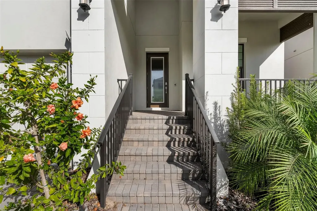 1109 Seagrape Drive Ruskin FL 33570