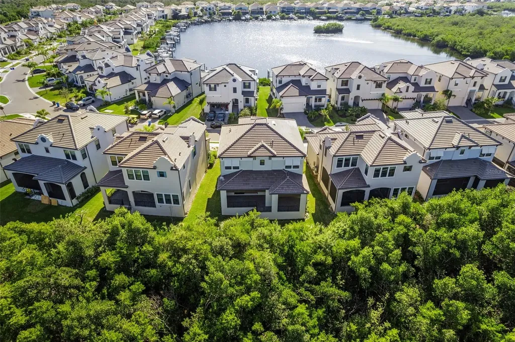 1109 Seagrape Drive Ruskin FL 33570