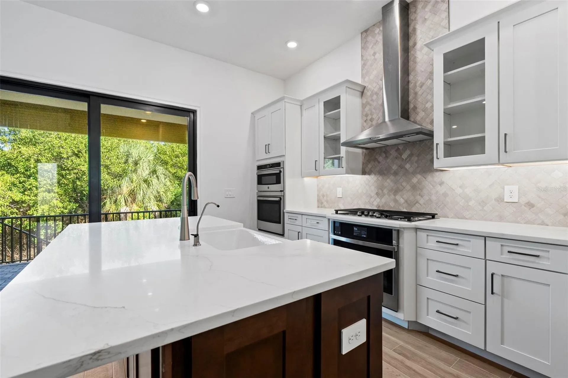 1109 Seagrape Drive Ruskin FL 33570
