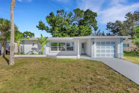 201 63rd Street W Bradenton FL 34209