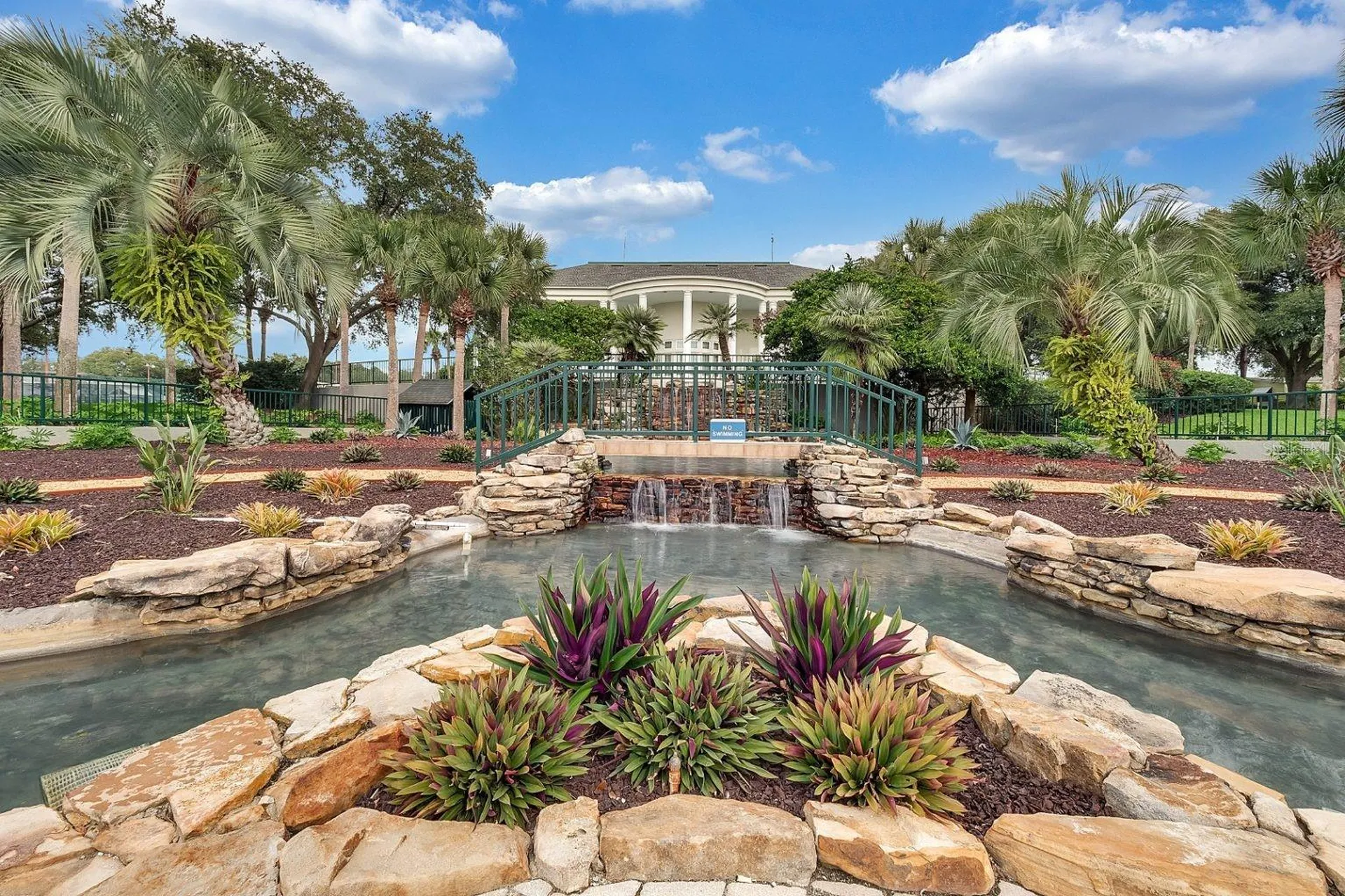 25720 Belle Alliance Leesburg FL 34748