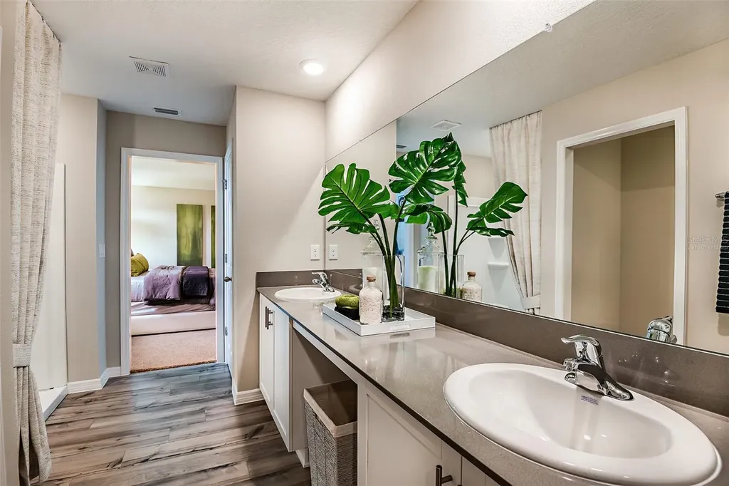 9260 Orchard Park Lane Zephyrhills FL 33541