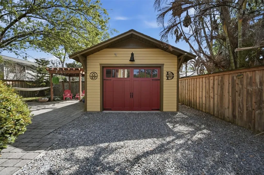 29 N Brown Avenue Orlando FL 32801