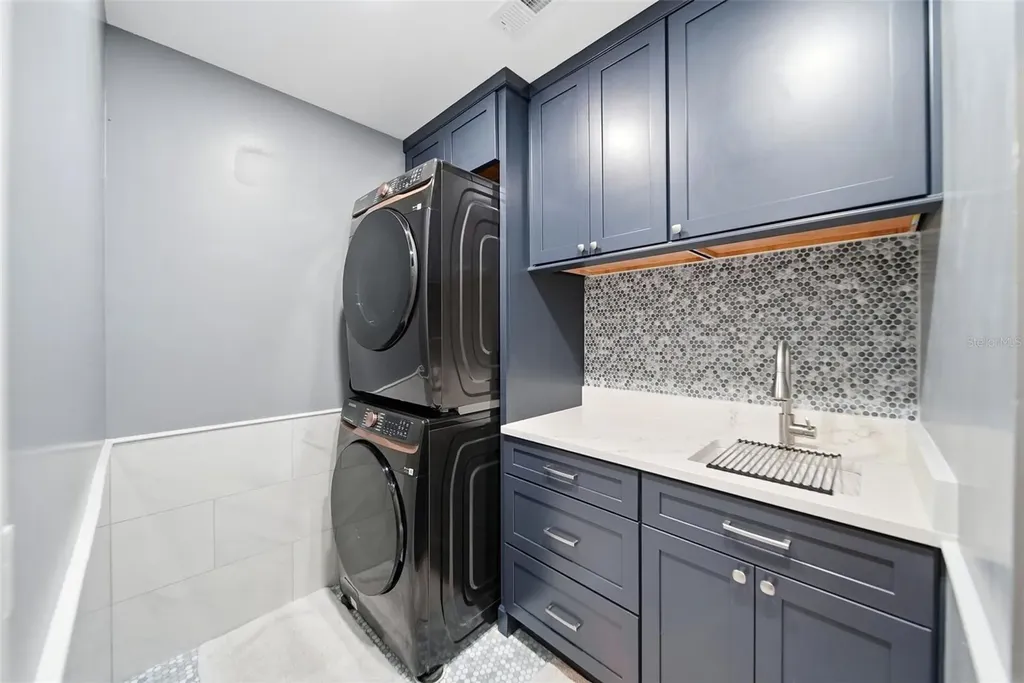 29 N Brown Avenue Orlando FL 32801