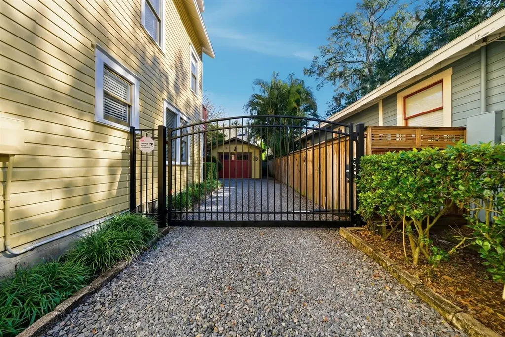 29 N Brown Avenue Orlando FL 32801