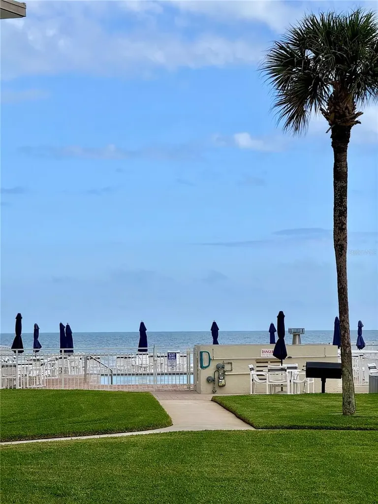 4811 Saxon Drive New Smyrna Beach FL 32169