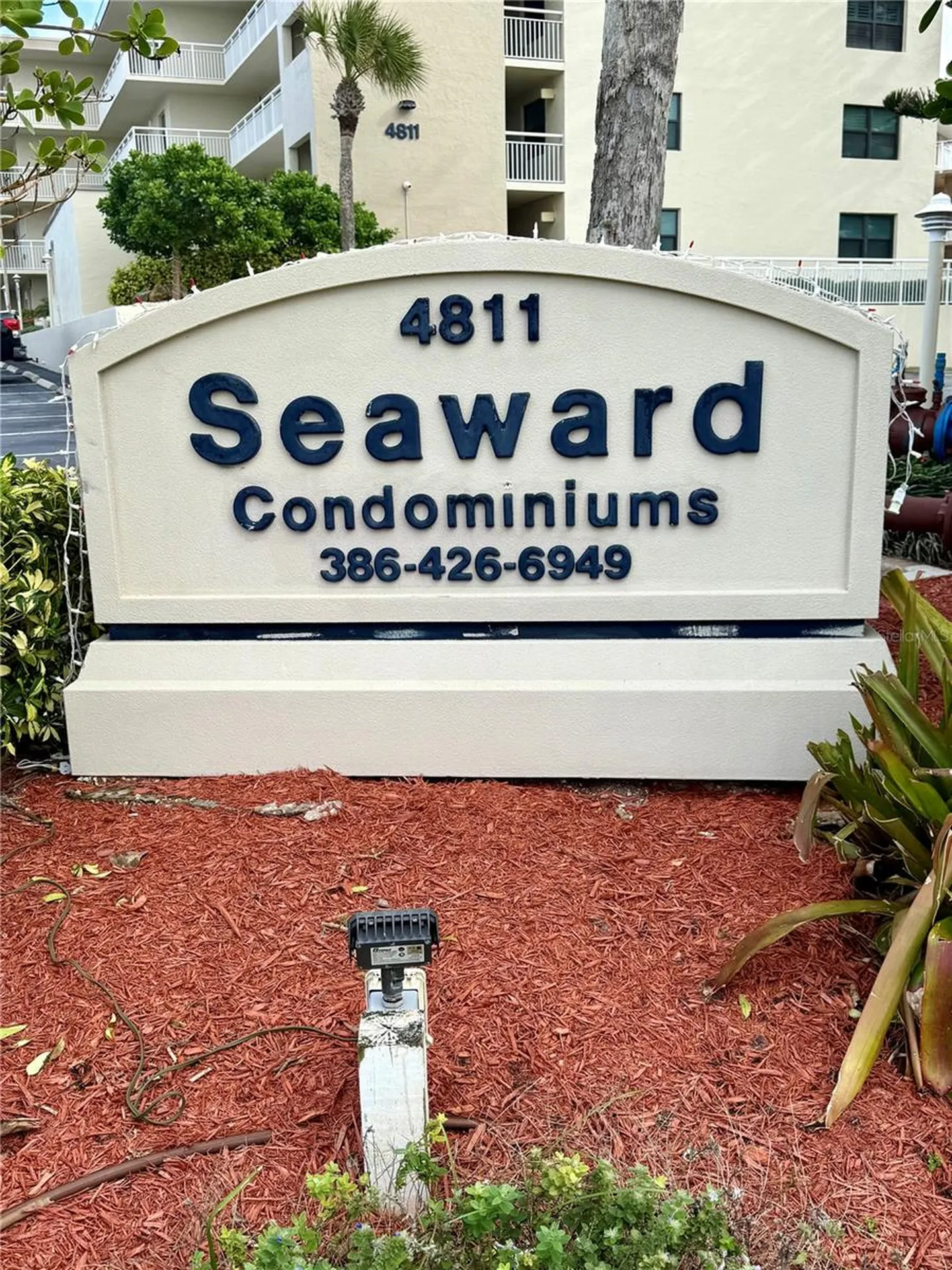 4811 Saxon Drive New Smyrna Beach FL 32169