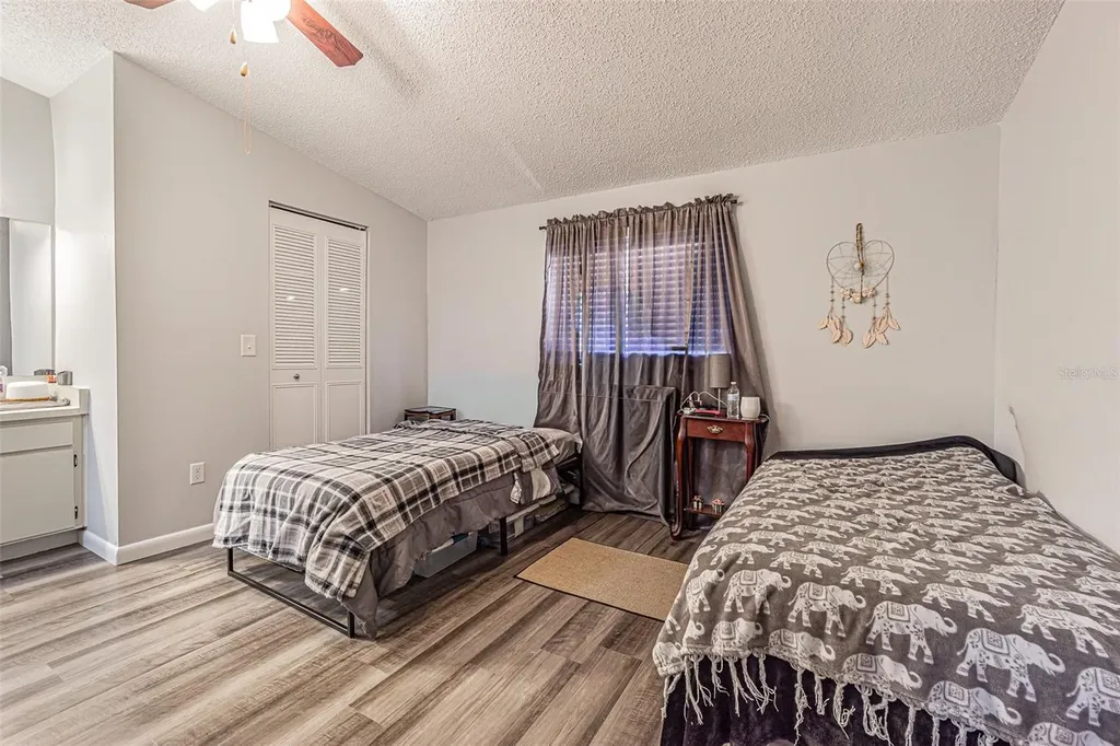 4010 Oak Limb Court Tampa FL 33614