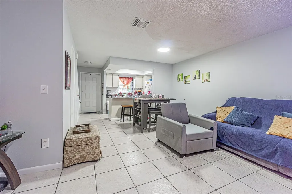 4010 Oak Limb Court Tampa FL 33614