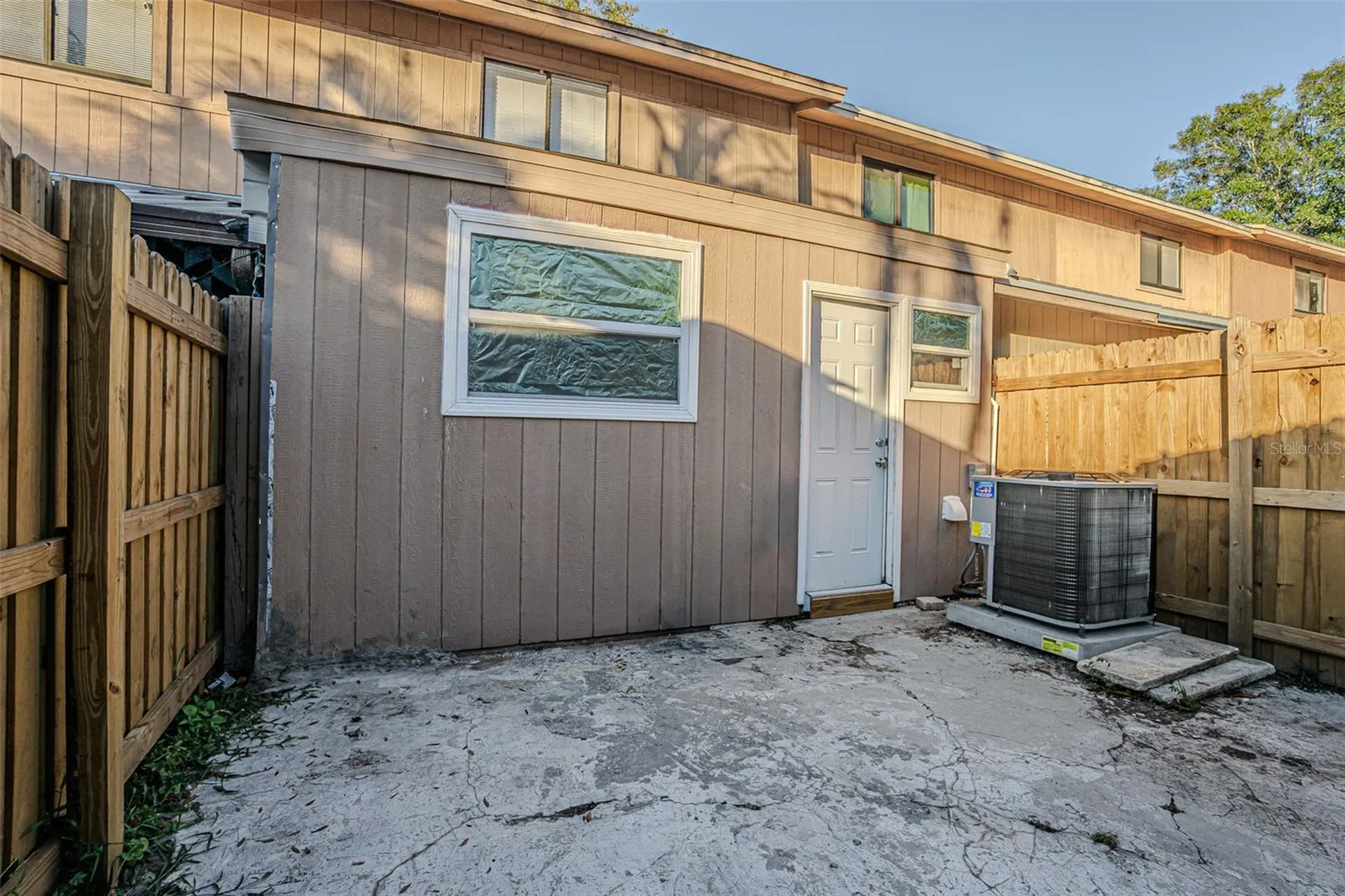 4010 Oak Limb Court Tampa FL 33614