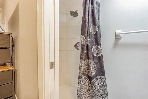4010 Oak Limb Court Tampa FL 33614