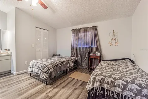 4010 Oak Limb Court Tampa FL 33614