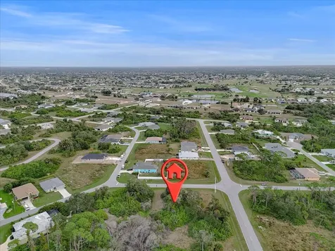201 Hardee Way Rotonda West FL 33947