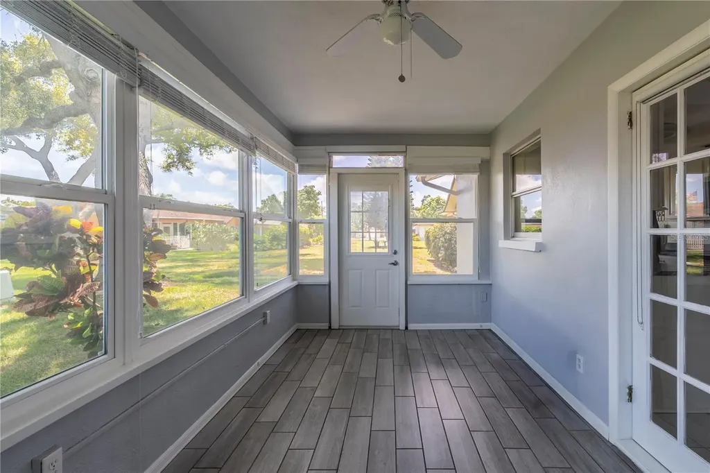 4309 Huron Lane Clearwater FL 33762