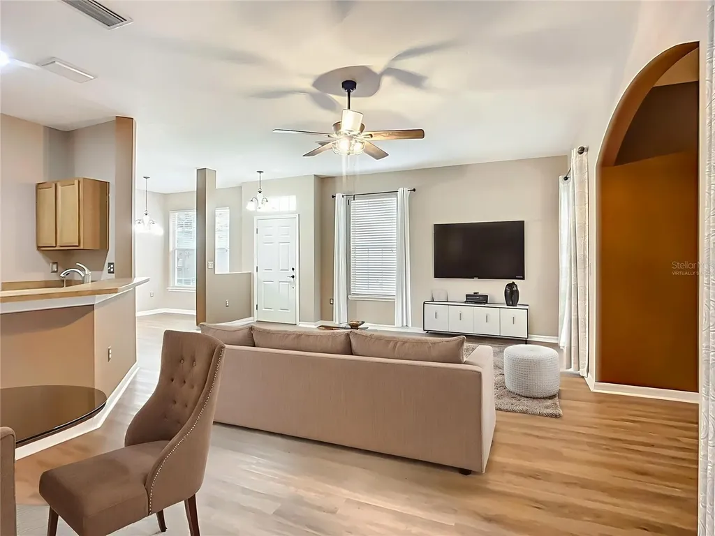 6811 Breezy Palm Drive Riverview FL 33578