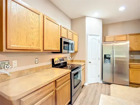 6811 Breezy Palm Drive Riverview FL 33578