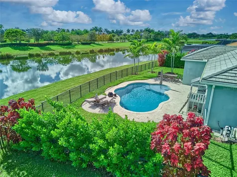 15966 Whippoorwill Circle Loxahatchee FL 33470