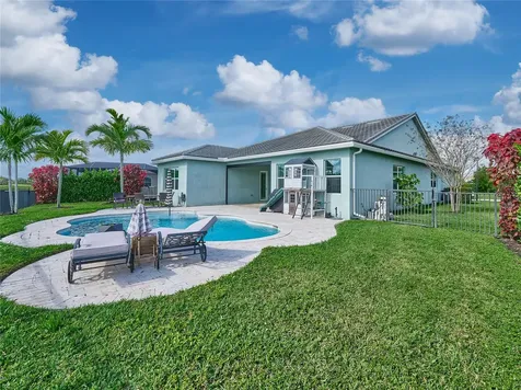 15966 Whippoorwill Circle Loxahatchee FL 33470