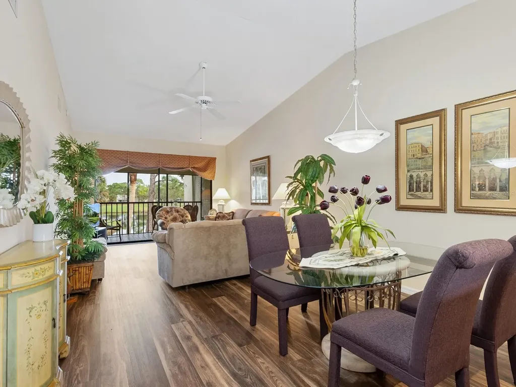 4610 Weybridge Sarasota FL 34235