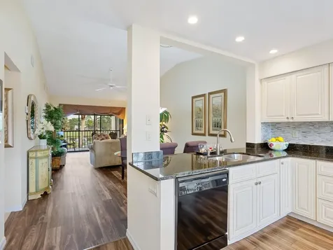 4610 Weybridge Sarasota FL 34235