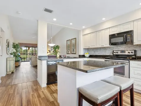 4610 Weybridge Sarasota FL 34235