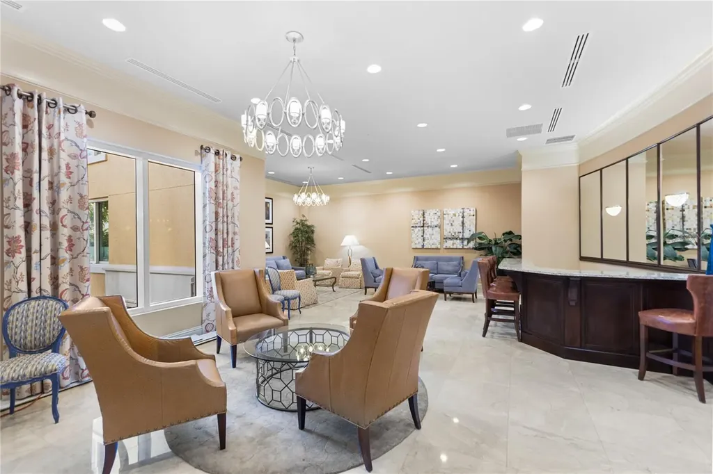 800 N Tamiami Trail Sarasota FL 34236