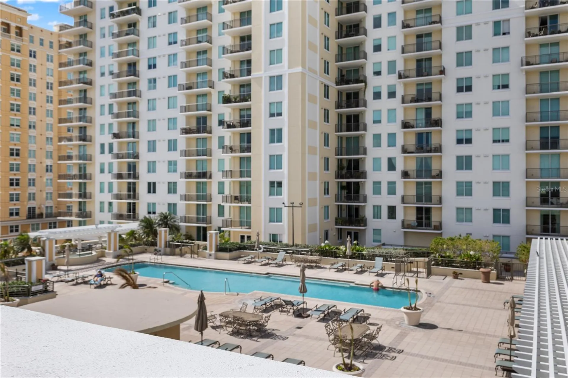 800 N Tamiami Trail Sarasota FL 34236