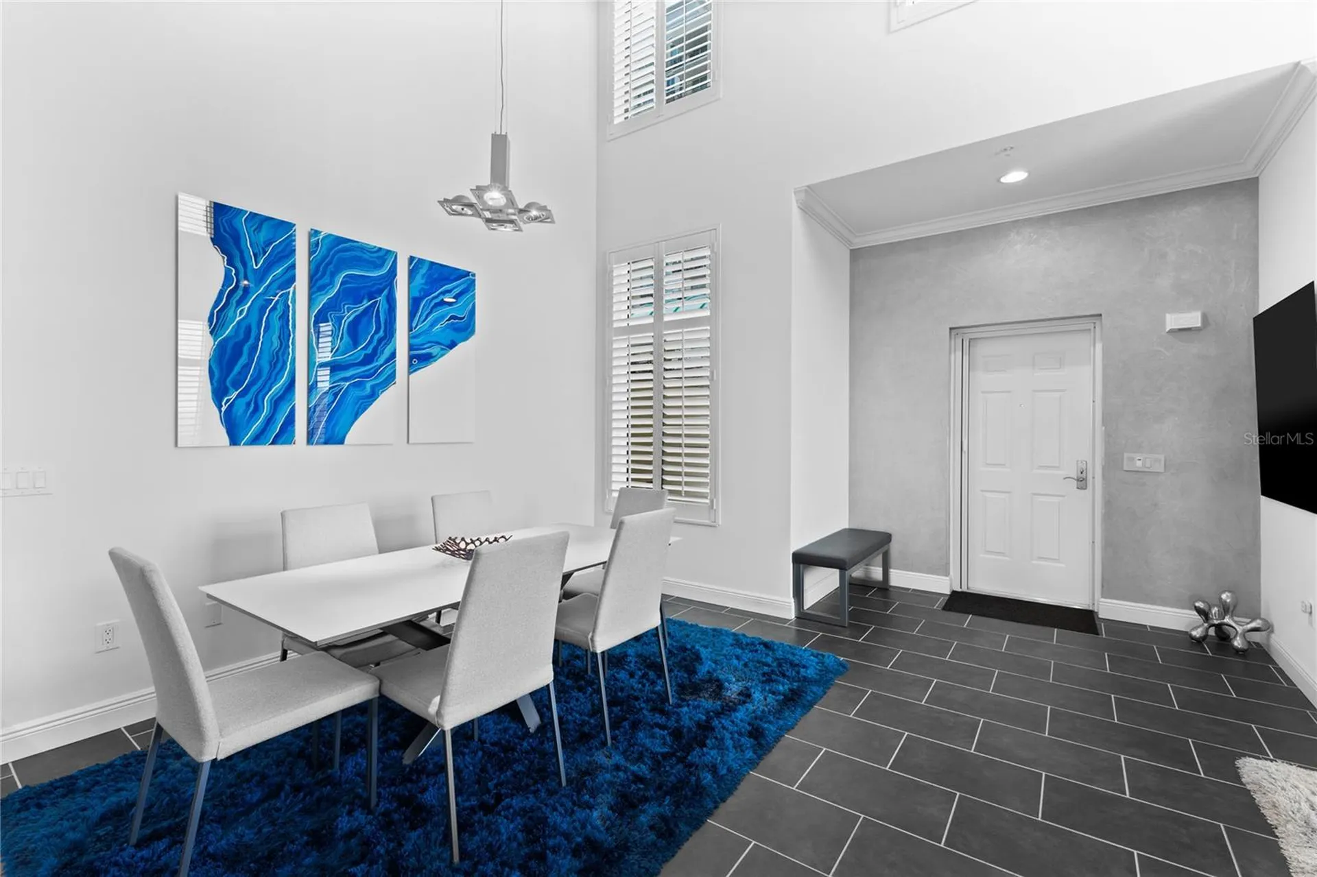 800 N Tamiami Trail Sarasota FL 34236