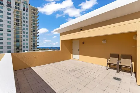 800 N Tamiami Trail Sarasota FL 34236