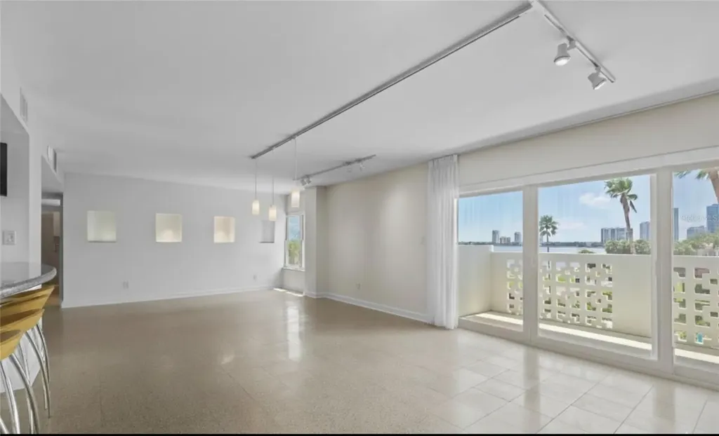 2401 Bayshore Boulevard Tampa FL 33629
