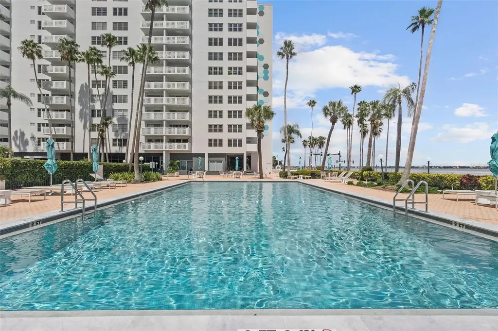 2401 Bayshore Boulevard Tampa FL 33629