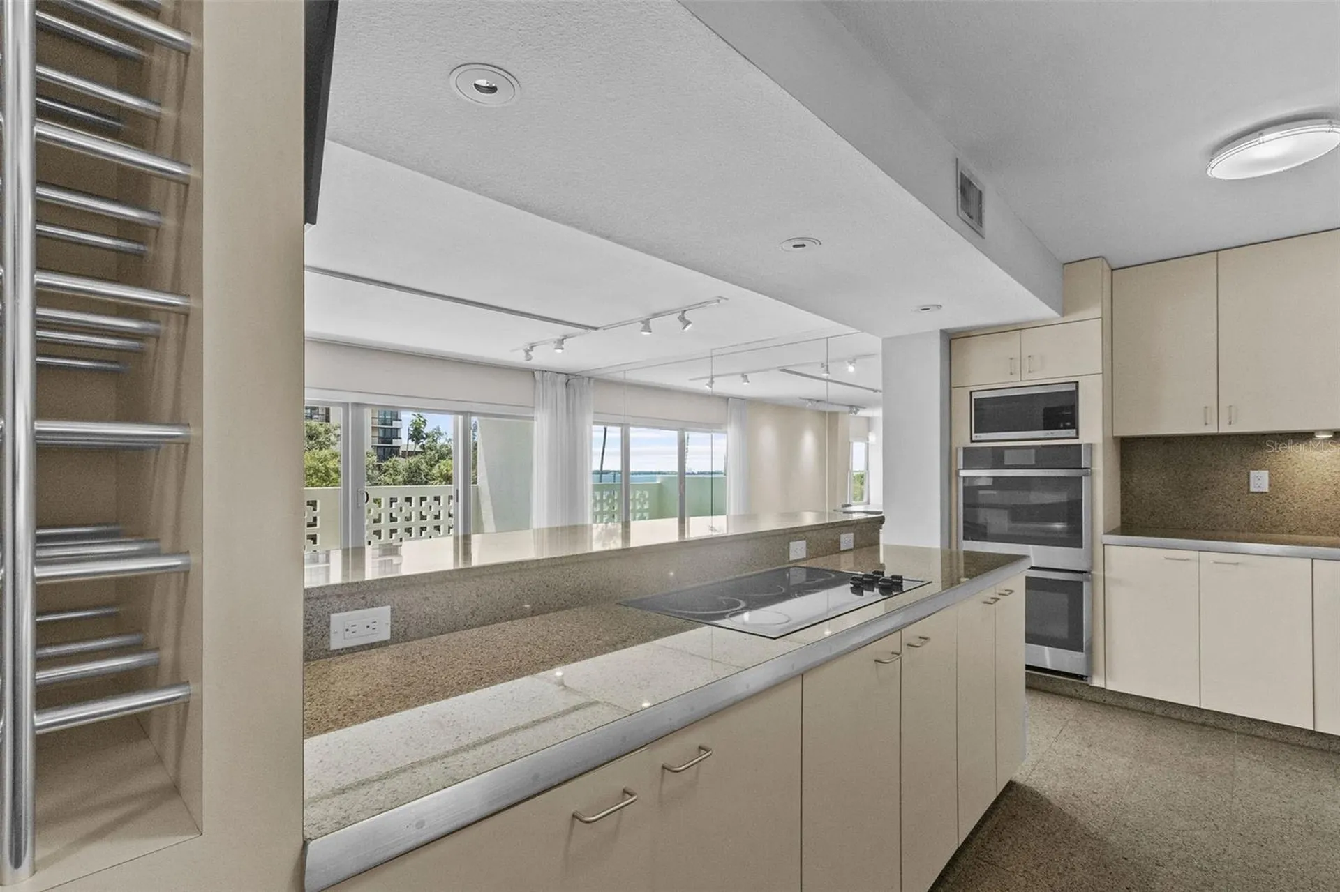 2401 Bayshore Boulevard Tampa FL 33629