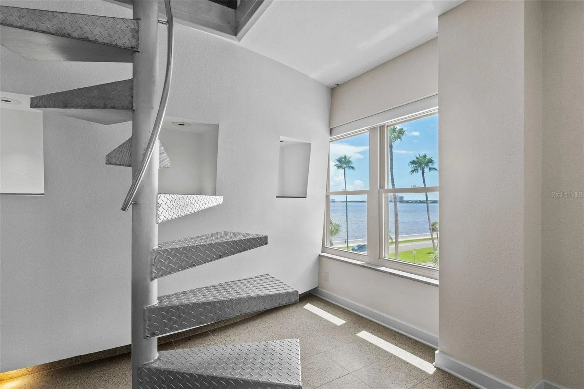 2401 Bayshore Boulevard Tampa FL 33629