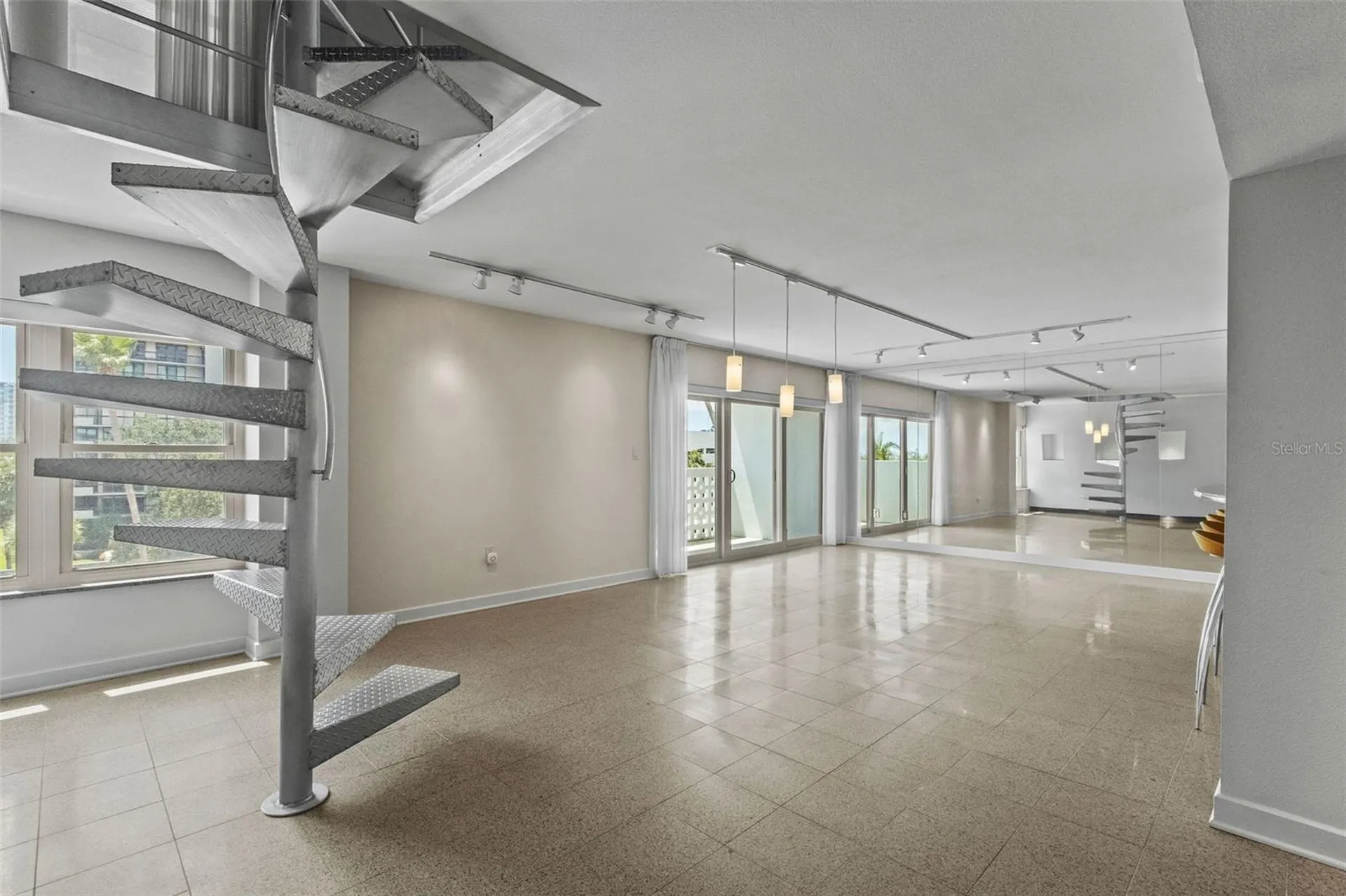 2401 Bayshore Boulevard Tampa FL 33629