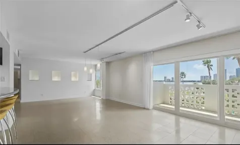 2401 Bayshore Boulevard Tampa FL 33629