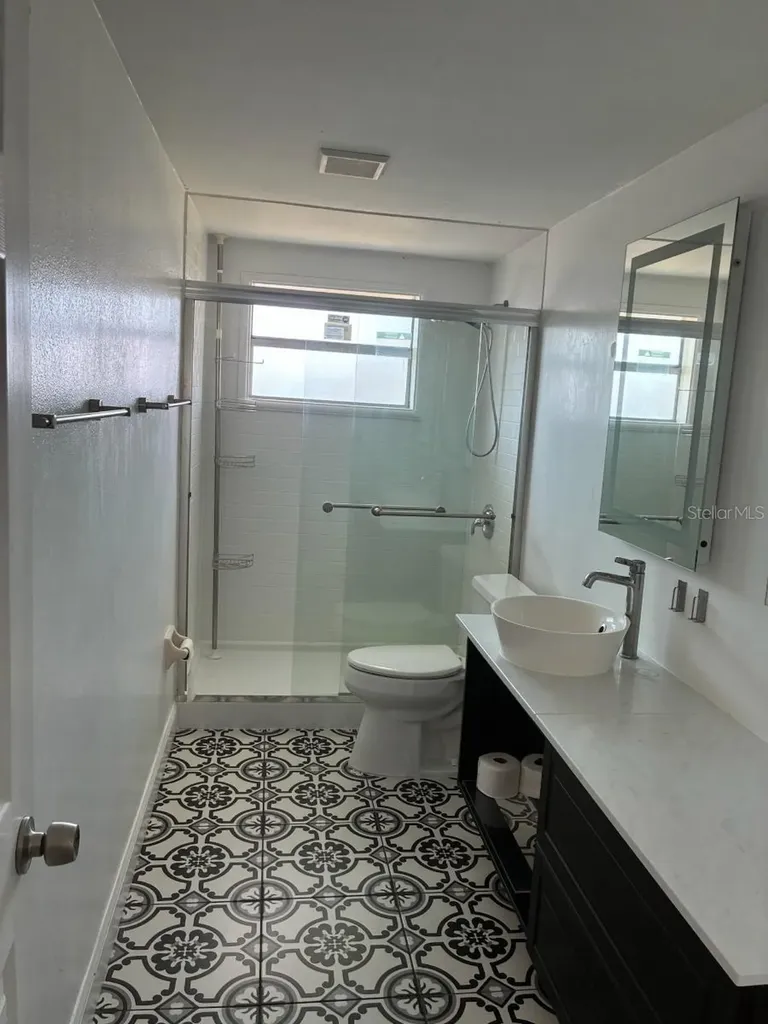 3328 7th Avenue N St Petersburg FL 33713