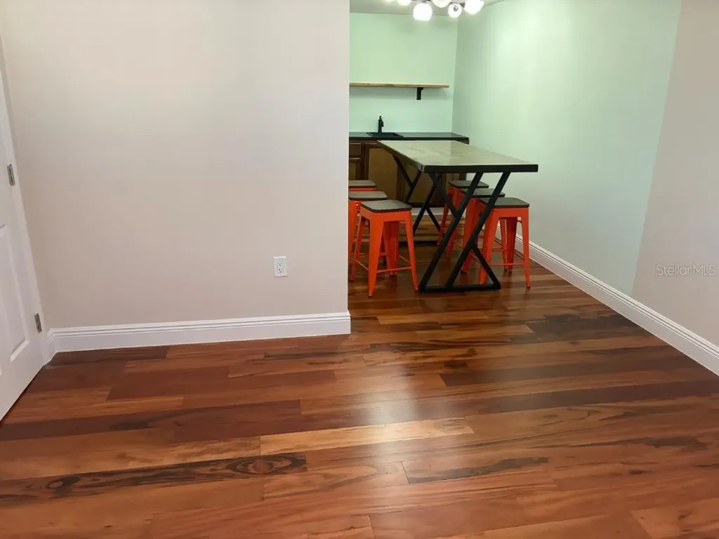 3328 7th Avenue N St Petersburg FL 33713
