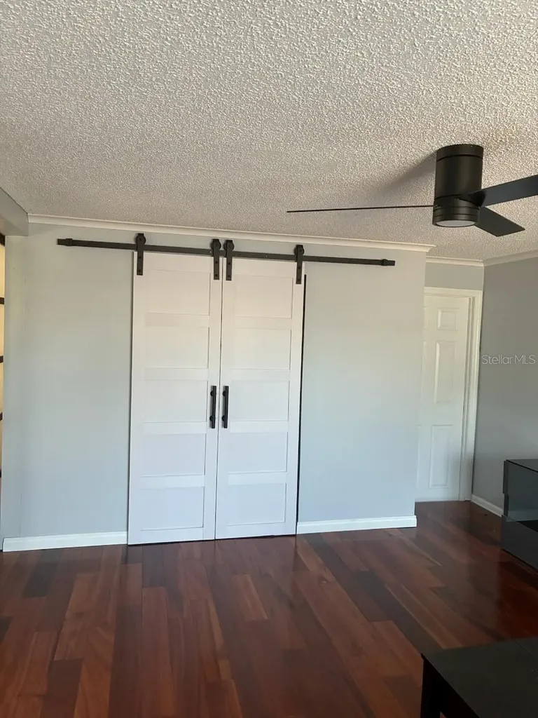 3328 7th Avenue N St Petersburg FL 33713