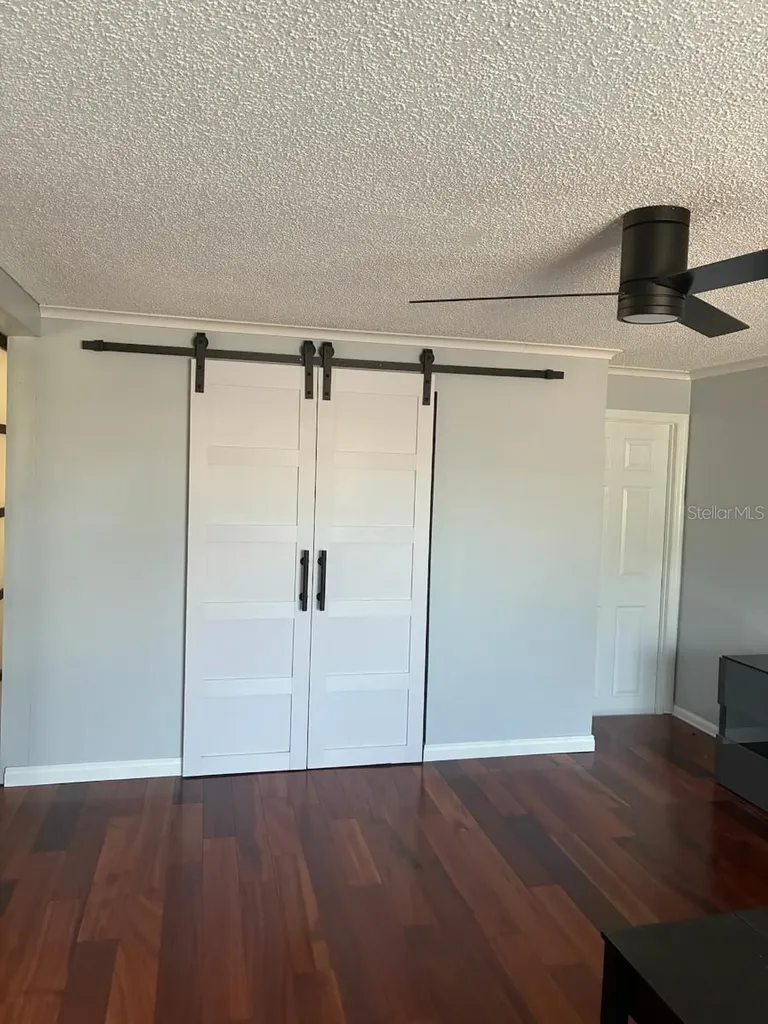 3328 7th Avenue N St Petersburg FL 33713