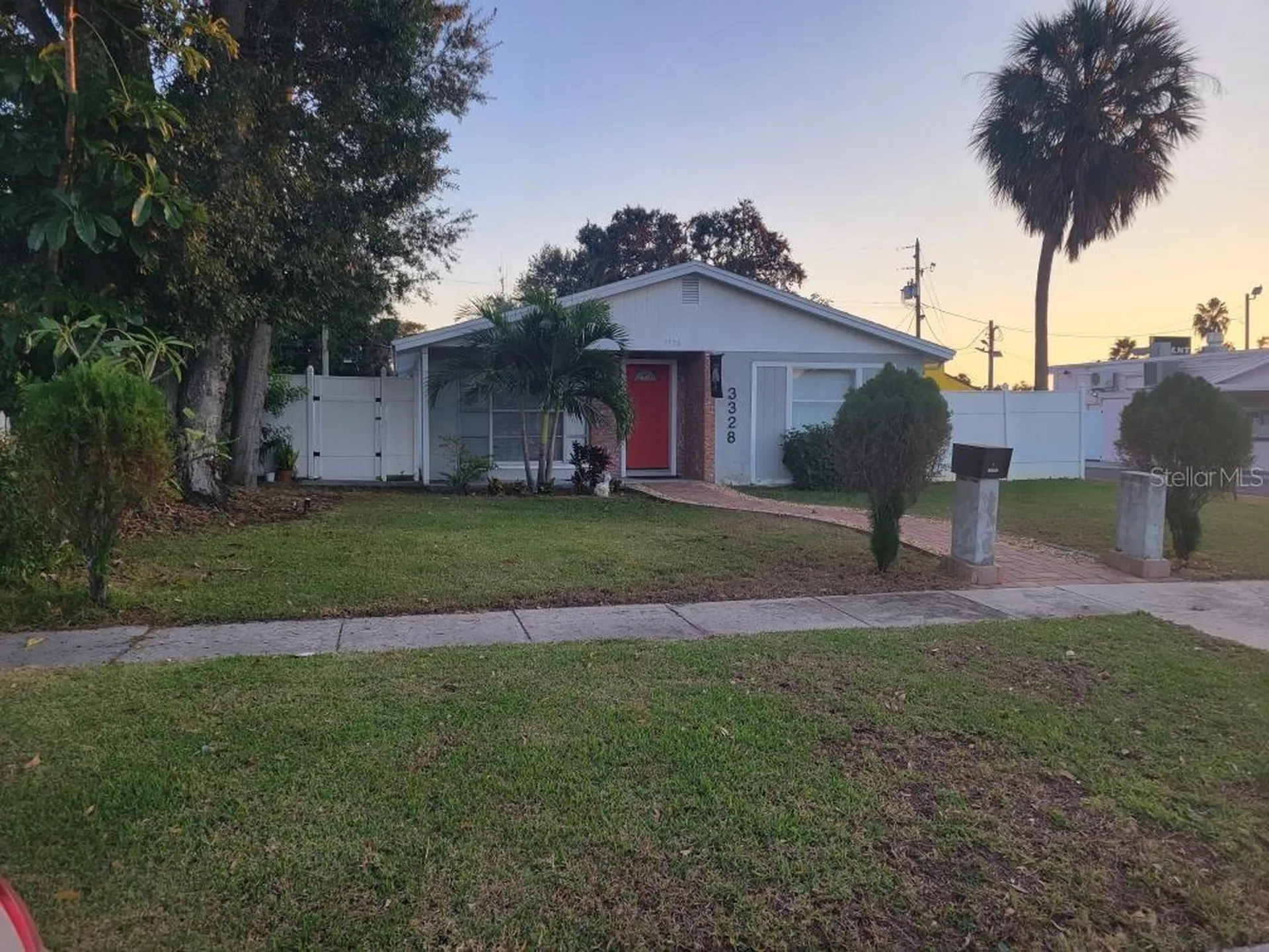 3328 7th Avenue N St Petersburg FL 33713