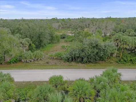 26063 Notre Dame Boulevard Punta Gorda FL 33955