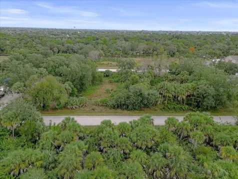 26063 Notre Dame Boulevard Punta Gorda FL 33955
