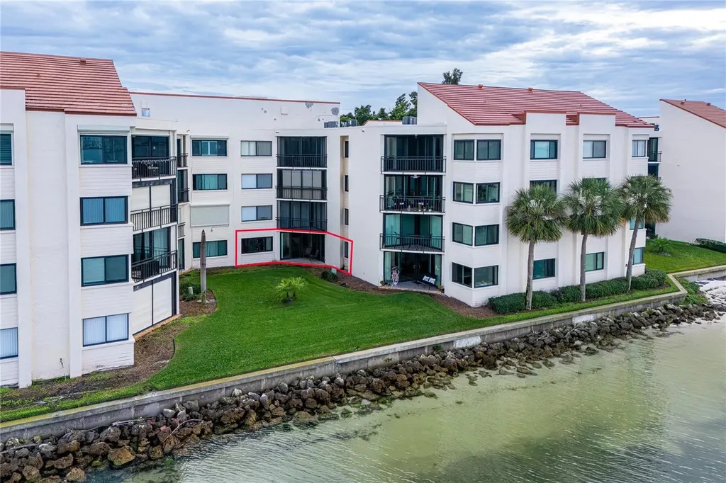 5541 Puerta Del Sol Boulevard S St Petersburg FL 33715