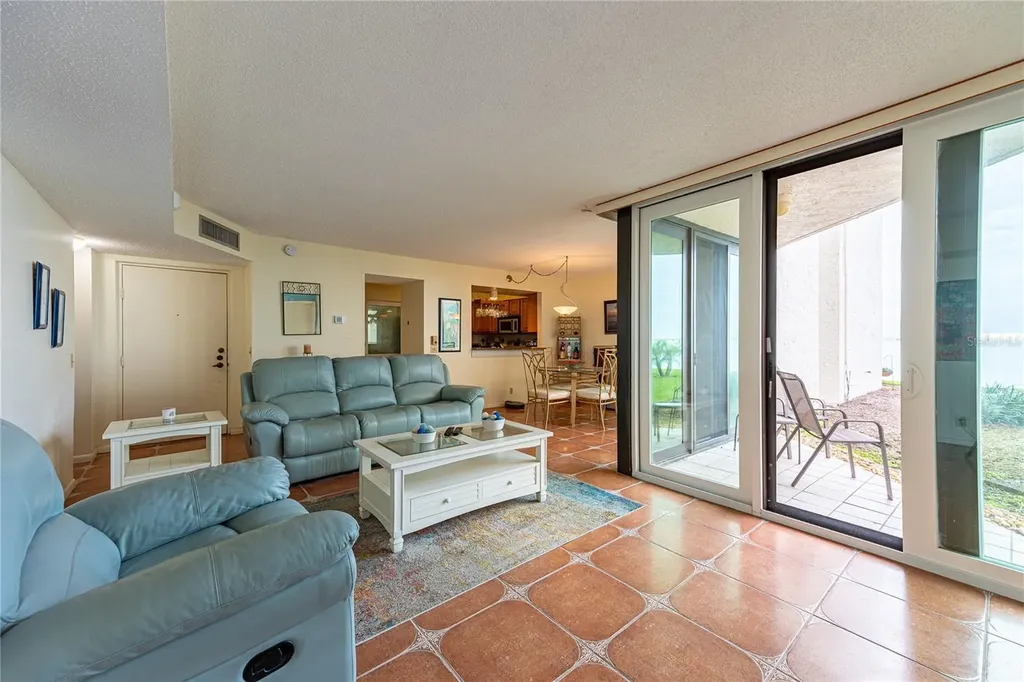 5541 Puerta Del Sol Boulevard S St Petersburg FL 33715
